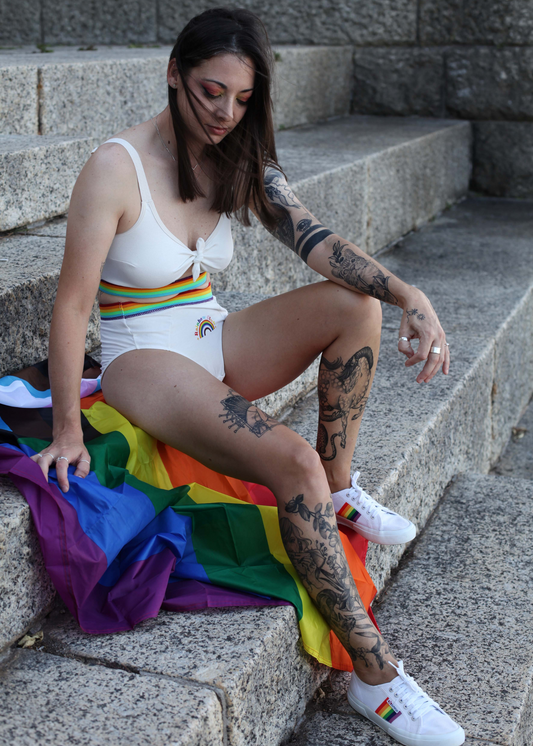 Mid-rise bikini - Love Wins